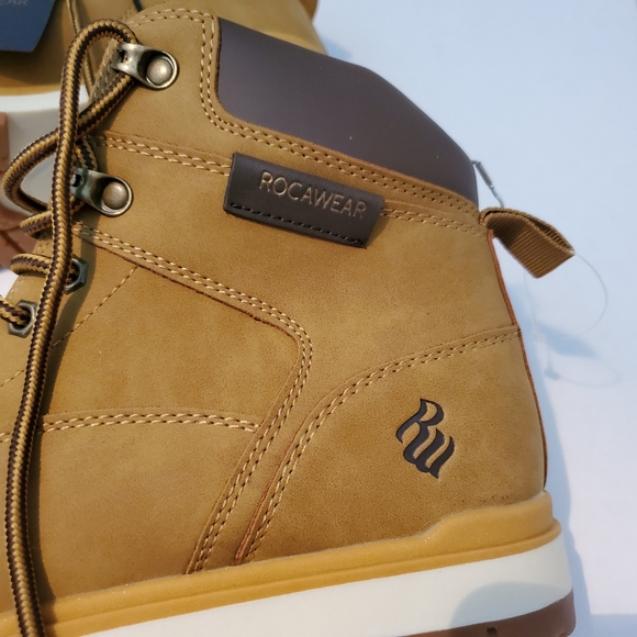 Sold  Rocawear Faux Leather Boots  Size 9.5 - Picture 5 of 11